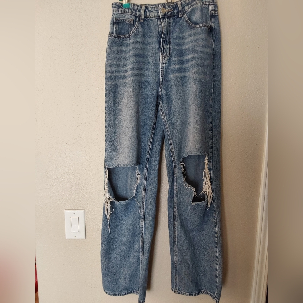 Shein Jeans, Women's Size 6 Shein Distressed Denim Blue Jeans